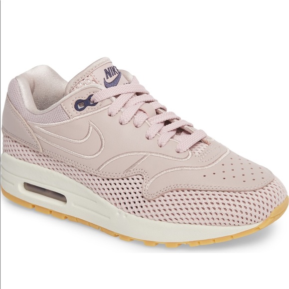 Nike Shoes - NIKE AIR MAX 1 SI Sneaker NIB size 8.5 Rose color